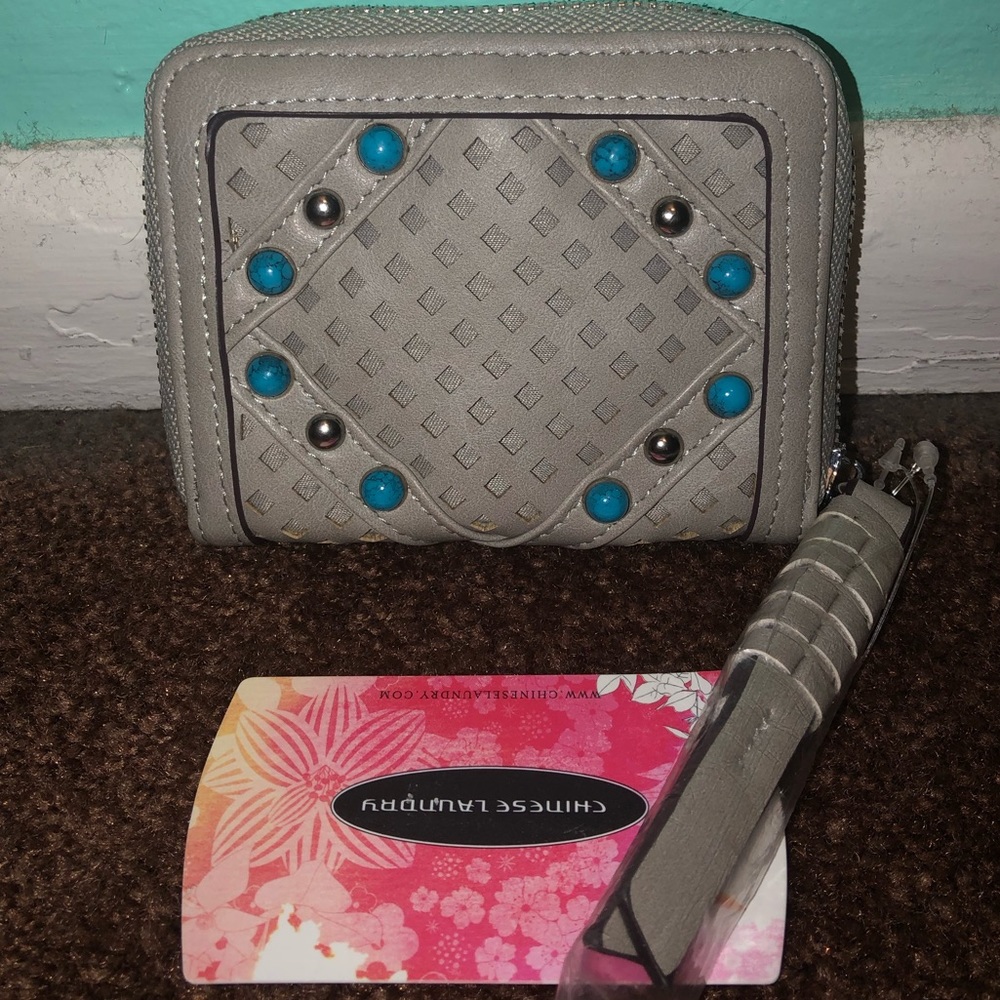 Gray Chinese Laundry Wristlet